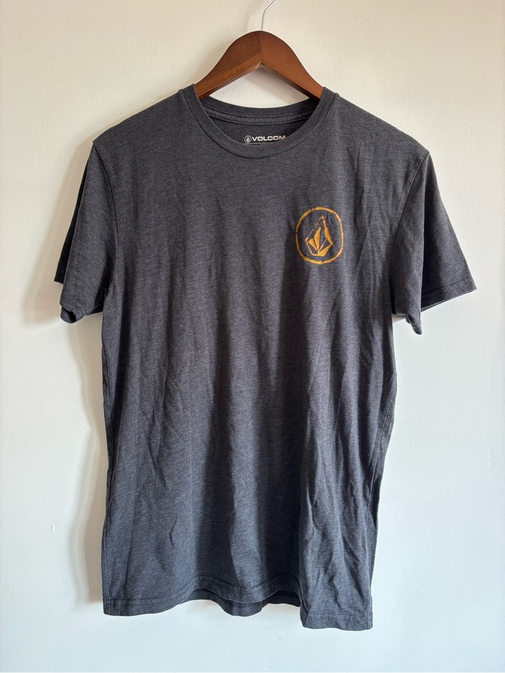 Volcom Men’s Charcoal Short-Sleeve Tee with Gold Logo